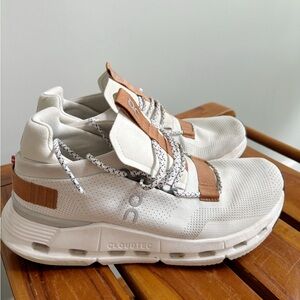 On Cloud CloudNova W9